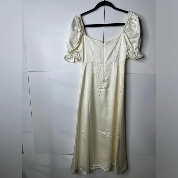 WE WORE WHAT Puff Sleeve Midi Dress - Picture 7 of 10